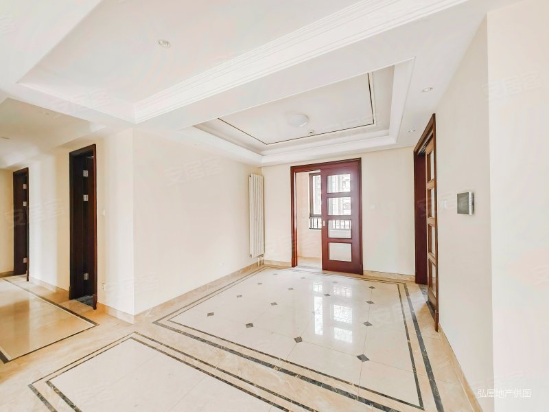 急售中海珑玺平层改善大四室一梯两户洋房满二年有车位