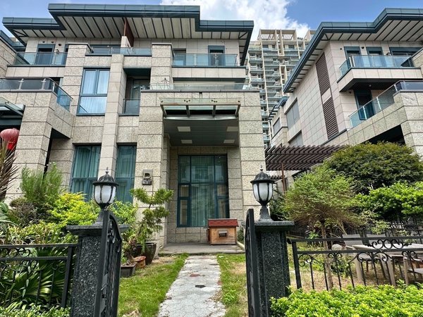 深圳南山后海三湘海尚(别墅)深圳湾别墅 实用1000平可做会所 电梯5层