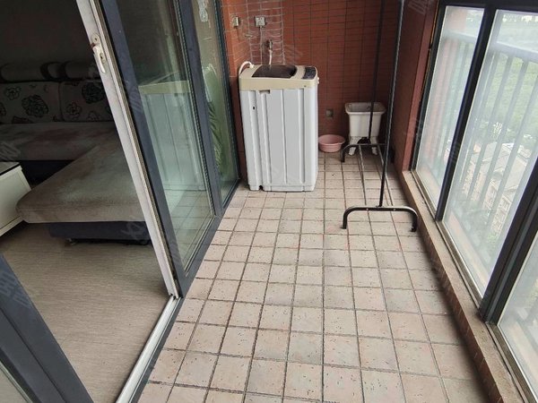 西安高陵泾河工业园水榭花都水榭花都朝南两室,电梯房,49.