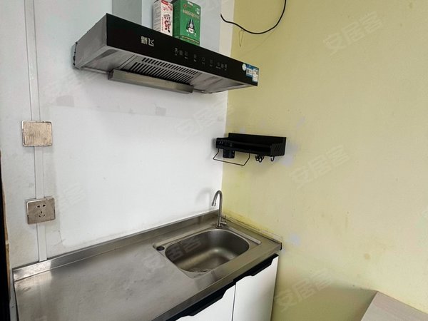 海宁长安镇农发区祥生钱塘新语下沙奥特莱斯对面朝南落地窗一室独厨独卫出租房源真实图片