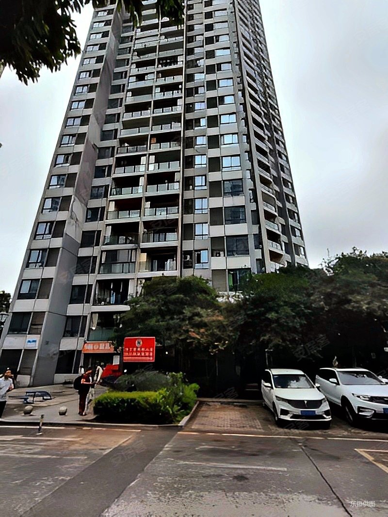 帝豪南城国际2室2厅1卫69.45㎡南北52万