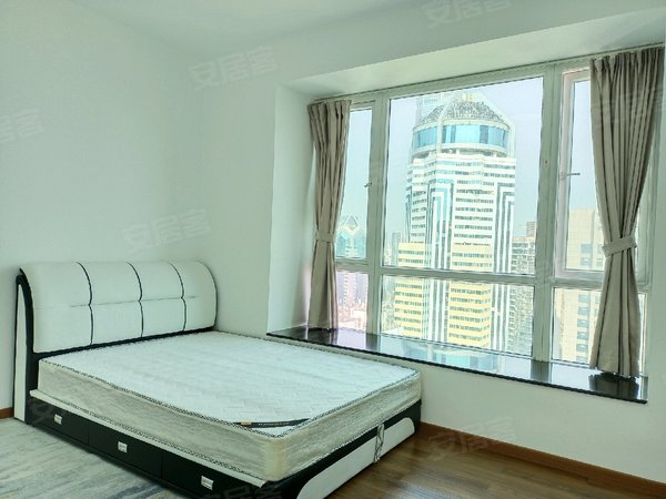 深圳福田华强南雷圳大厦雷圳大厦 1室0厅1卫出租房源真实图片