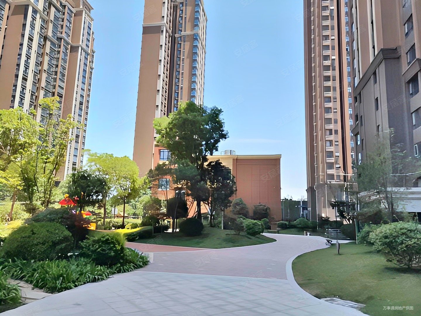 港务区西航花园骞柳中装两室两厅一卫