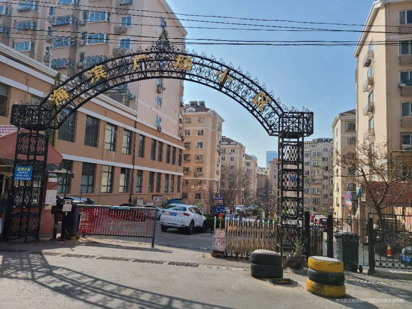 封闭小区海滨广场小区5楼双南户型方正停车方便