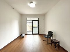 武汉洪山关西自带大露台，可短租月付关西，近杨家湾地铁，南湖锦城，康卓新城出租房源真实图片