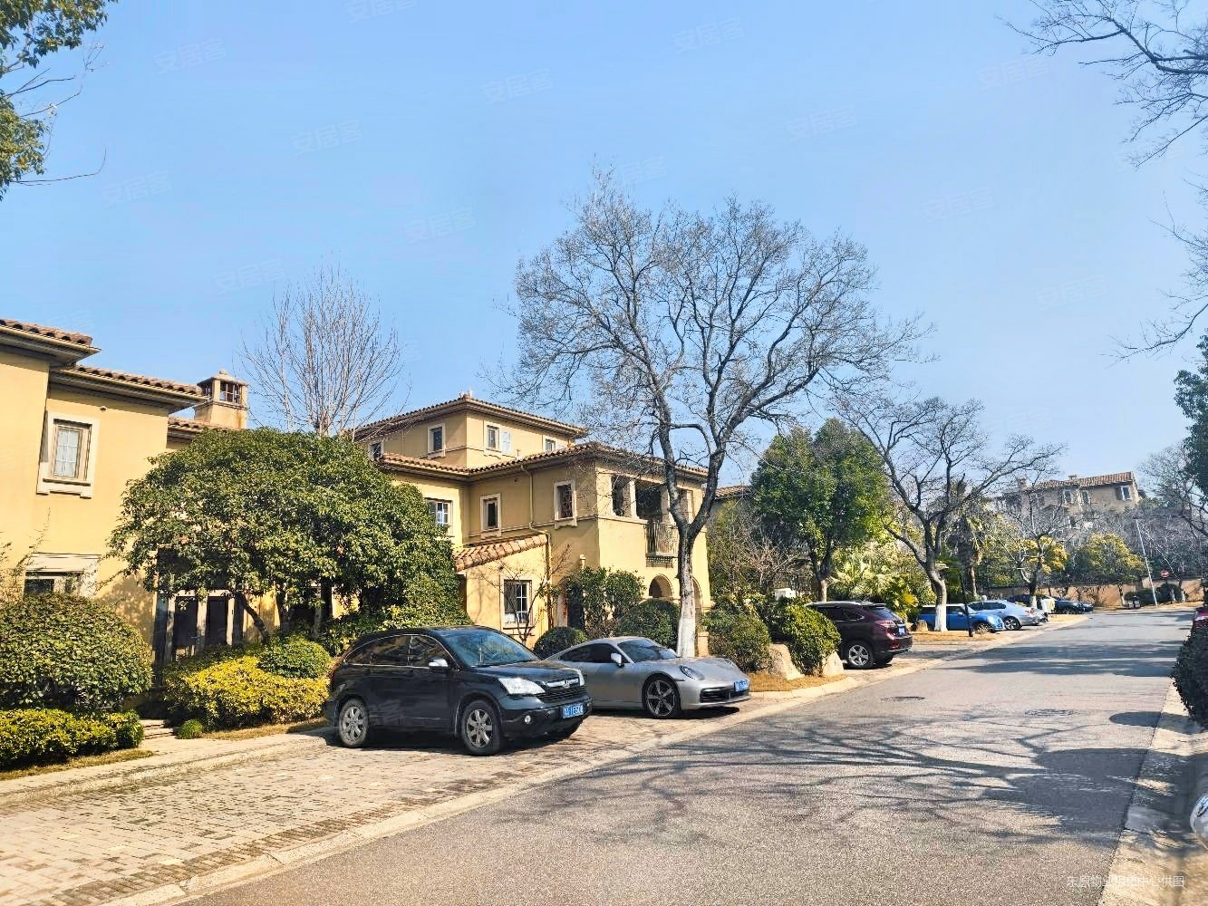 武汉房产网>武汉二手房>江夏二手房>藏龙岛二手房>纳帕溪谷>