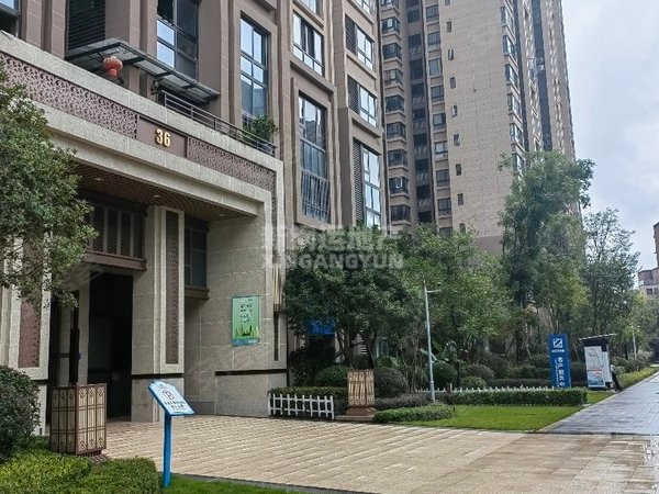 重庆大足大足城区泽京棠樾府新城品质小区.小区环境优美,出行方便.