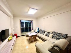 吉首吉首吉首城区乾州世纪广场天虹世纪山水电梯两室，押一付三，拎包住包物业出租房源真实图片