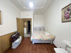 哈尔滨道里中央大街现房押一付一 上游街四楼一室 临中央大街地铁口 随时能住出租房源真实图片