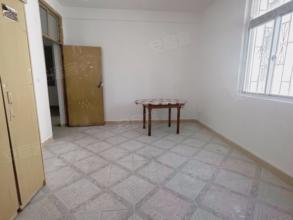 【多图】红岗花园,泥岗租房,罗湖实验学校红岗花园两房两厅两卫南北