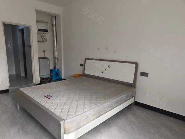 湖州吴兴西南新城七里亭佳苑无中介，七里亭佳苑单间独卫出租，有阳台，有电梯，拎包入住出租房源真实图片