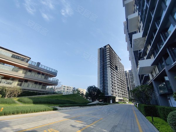 深圳宝安福永会展湾水岸广场实拍房源出租 会展湾水岸拎包入住单间 可