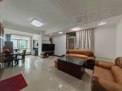 汕尾汕尾城区城区周边海滨街六马路凤湖楼中层3房2厅拎包入住出租房源真实图片