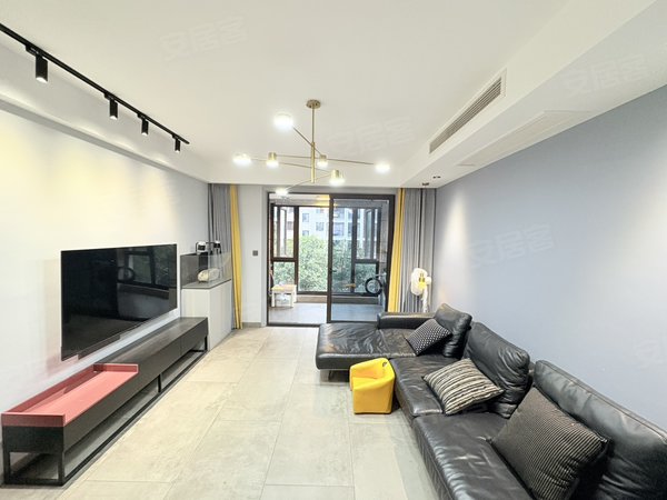 金华婺城湖海塘保集海塘府保集海塘府 一梯一户 三房两卫 自住豪装 品牌家具 全屋定制出租房源真实图片