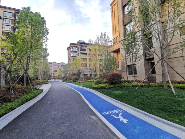 佳兆业悦峰空出 首月优惠600 无中介!可短租月付随时看房