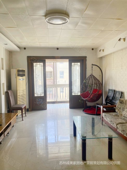 花溪畔居 11号线地铁口 精装修大三房  诚意出售