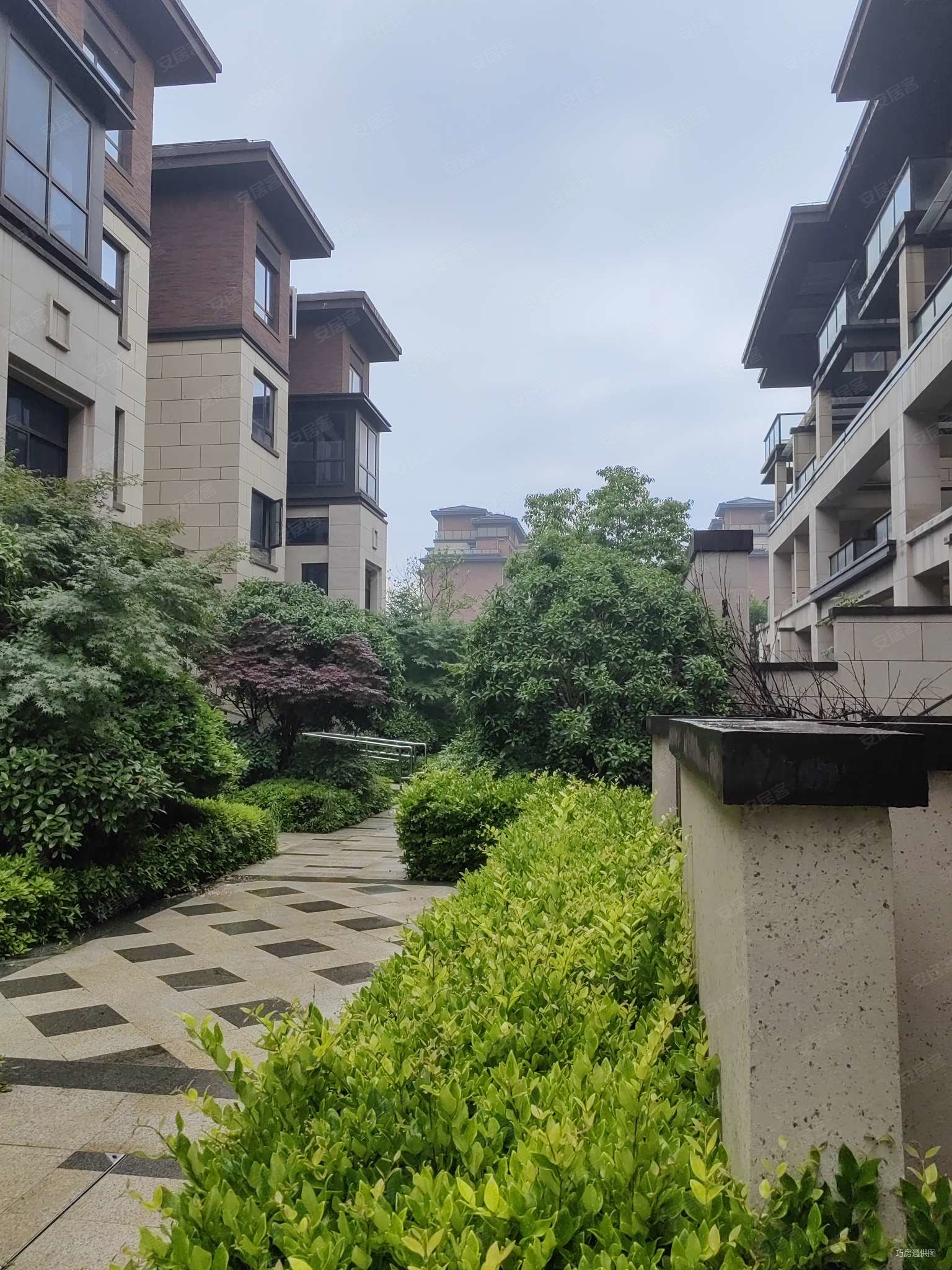 新力禧园别墅临地铁交通便捷正规商品房房龄新朝南