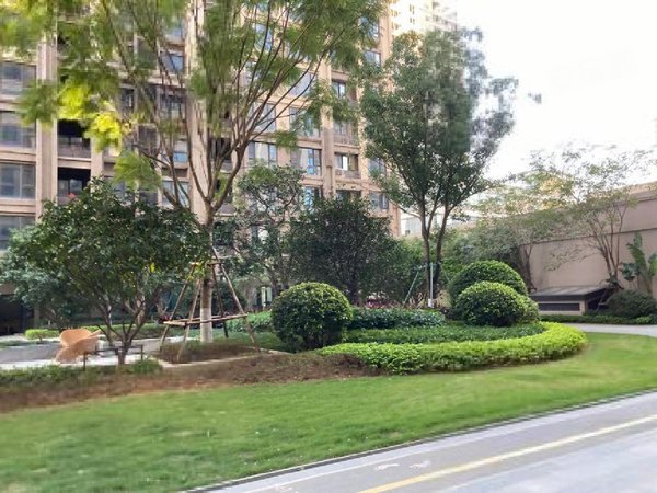泉州丰泽城东中骏御金台(商住楼)御金台精装 自住两房两卫 家具家电