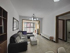 曲靖麒麟南城门市中心 精装修两室 家具家电齐全拎包入住出租房源真实图片