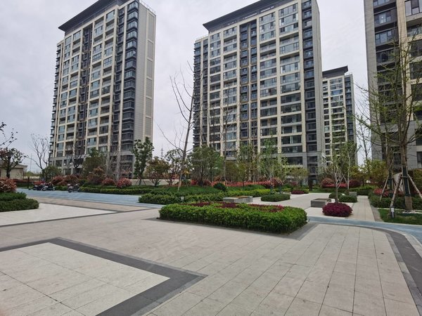 无锡锡山东亭华润江南府华润江南府 3室2厅2卫 南北通透 配套齐全