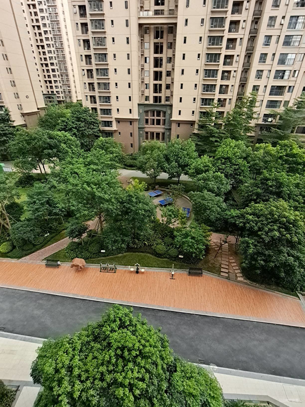 电梯房嘉和城温莎北郡3室2厅满五住房楼层好视野