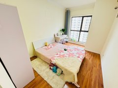 西安曲江新区芙蓉西路免押金 金滹沱地铁 金辉环球广场 千林郡 369基地 可月付出租房源真实图片