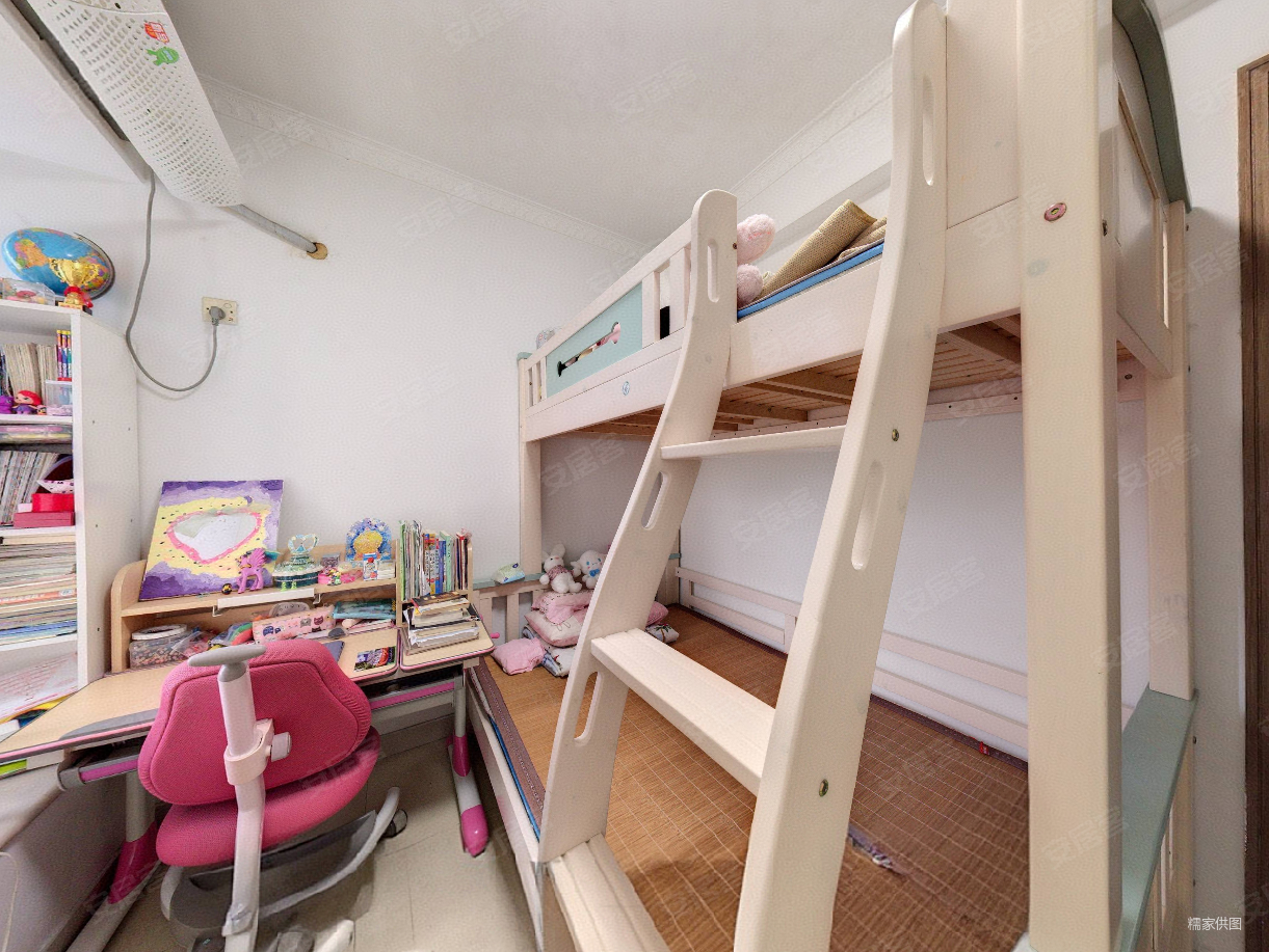 前海花园3室2厅1卫88.45㎡南470万