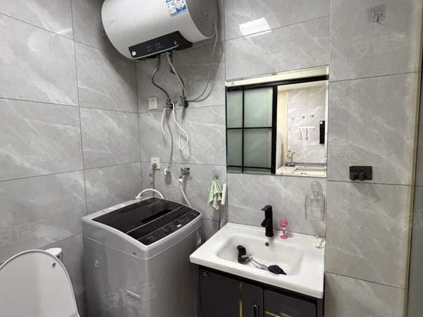 金华婺城婺城江南新世纪大厦江南市中心 电梯房 民用水电 性价比高 拎包入住 看房方便出租房源真实图片