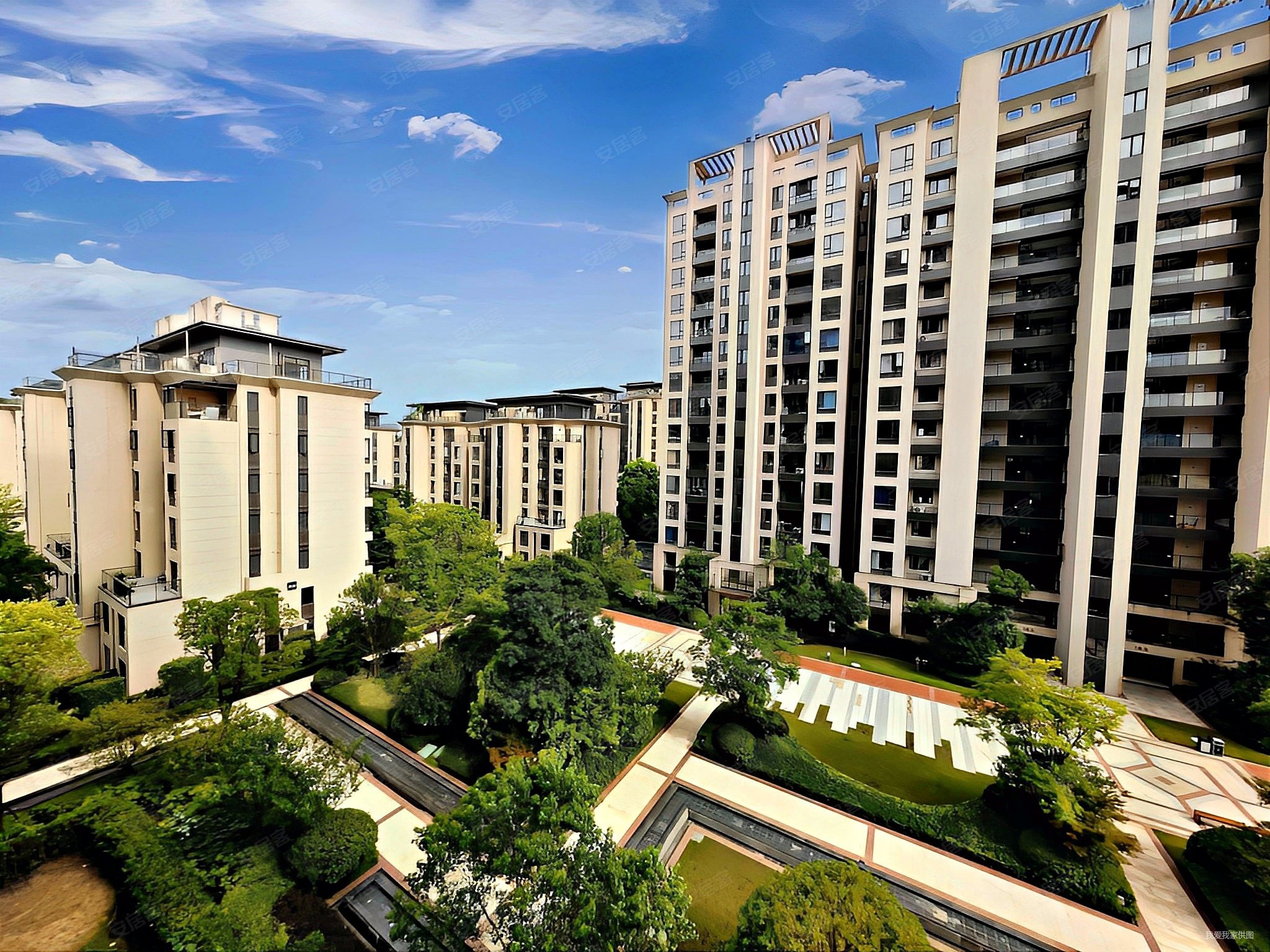 南昌二中旁恒茂未来都会花园电梯房精装三室采光相对充足