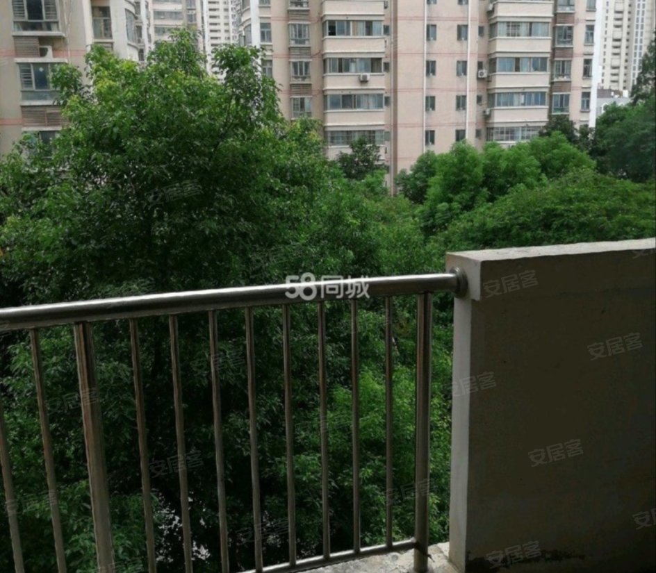 黎阳嘉苑 3室2厅2卫