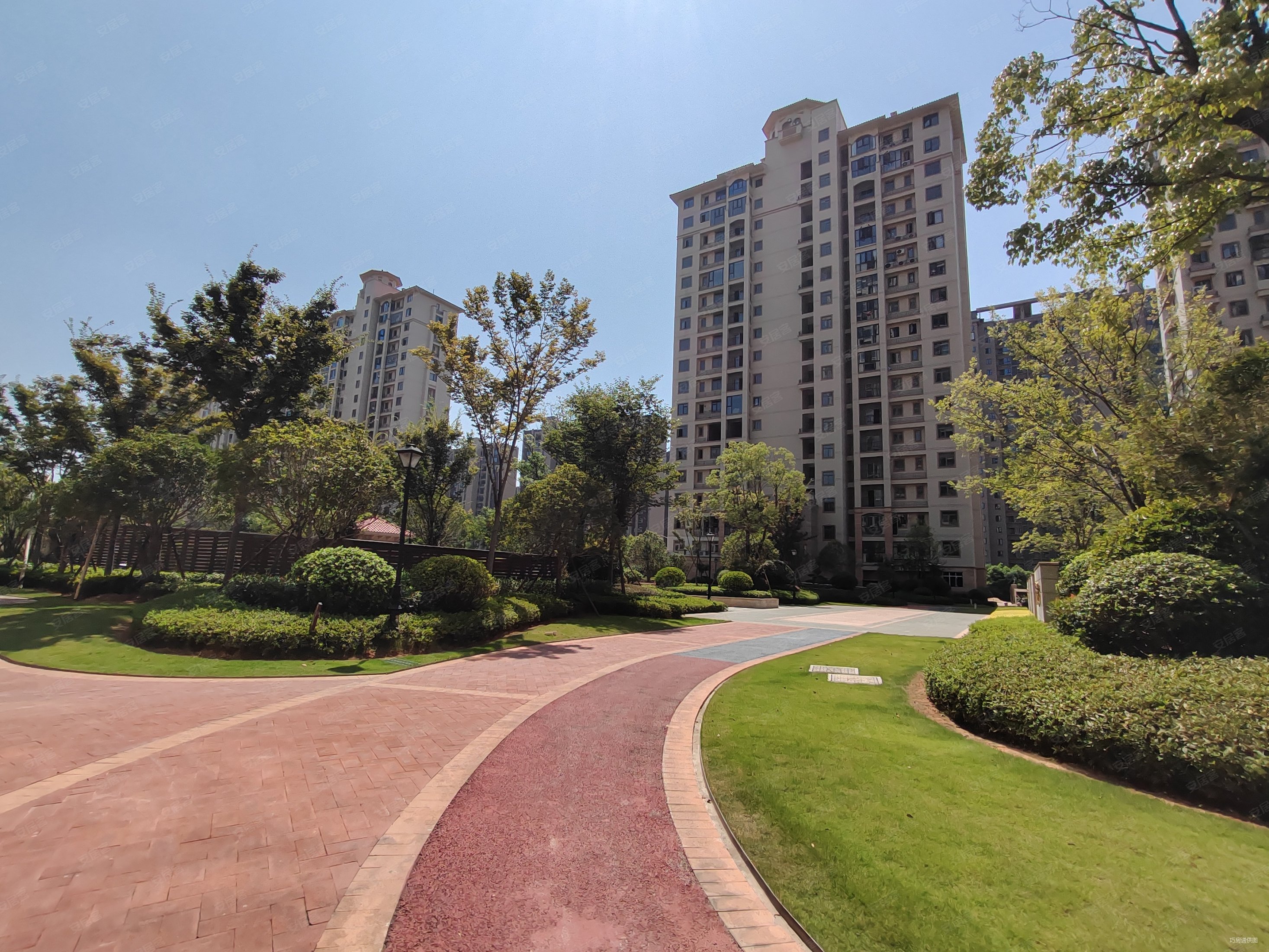 阳光悦湖人车分流小区南北通透进贤新区二中部附近