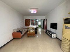 桐城开发区城区水源小区 精装修两室出租 停车方便 家电家具齐全出租房源真实图片