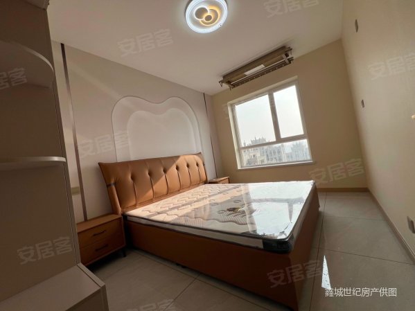 北五路,精装未住三室,可做婚房,全明,一梯两户,天业盛世景苑二手房,59