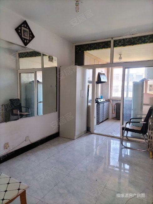 秦皇小区平台上2楼53平 两室朝阳仅售35万可议老本  下房
