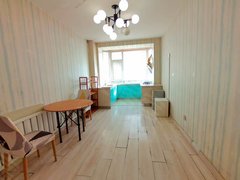 吉林昌邑十一中十一中商圈，乾丰园，一楼，南向一室一厅，园区中心不把山不临街出租房源真实图片