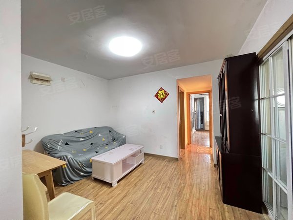 【多图】馨宁公寓,华泾租房,徐汇中学旁,电梯双南两房,有钥匙随时看房