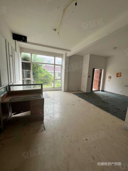 石湖嘉苑别墅超低密度近地铁出行方便购物方便