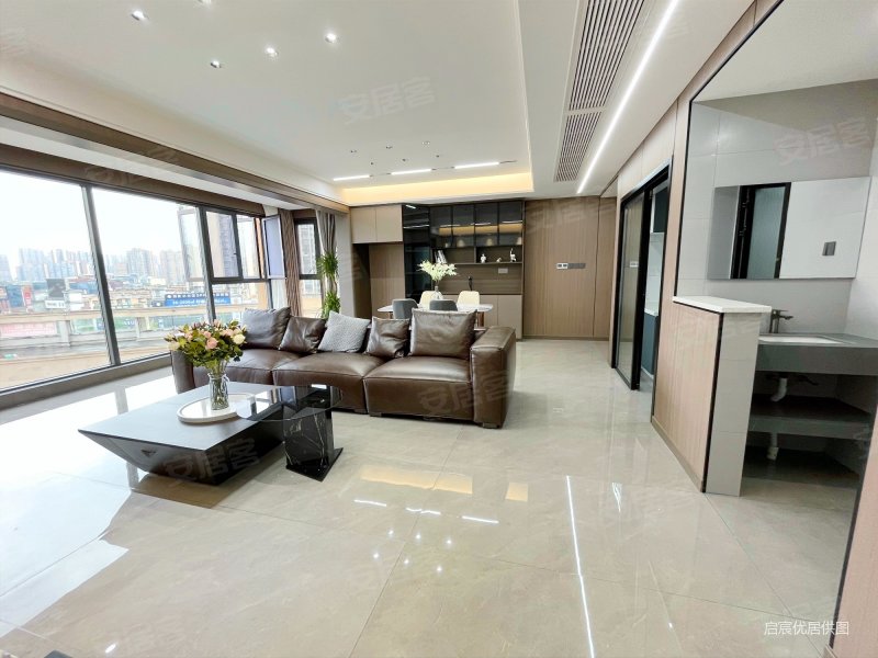 春熙江岸 横厅套三双卫 带产权车位 有证可以按揭 关门卖