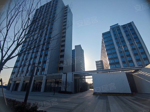 上海闵行浦江芦恒路60号楼8号线地铁口100米,精装公寓可压一付一出租