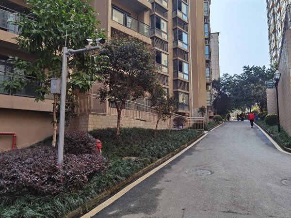 重庆合川合川宝龙城市广场中悦城尚城城尚城城中心位置,交通方便,价钱