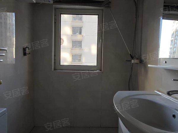 包头青山万达广场万达广场万达小区业主诚心出租了，看对可以义价空间的了，南北通透出租房源真实图片