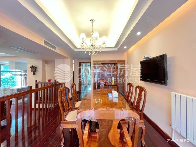 上海房产网>上海二手房>松江二手房>莘闵二手房>沿海丽水馨庭(别墅)>