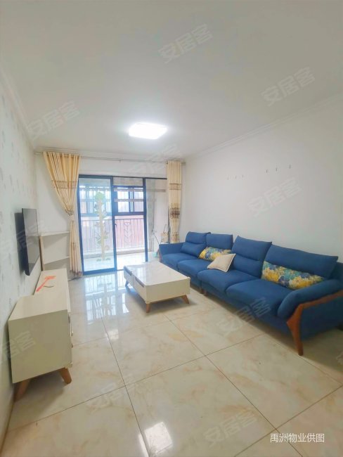 禹洲天玺精装三室两厅房东置换急卖看房方便