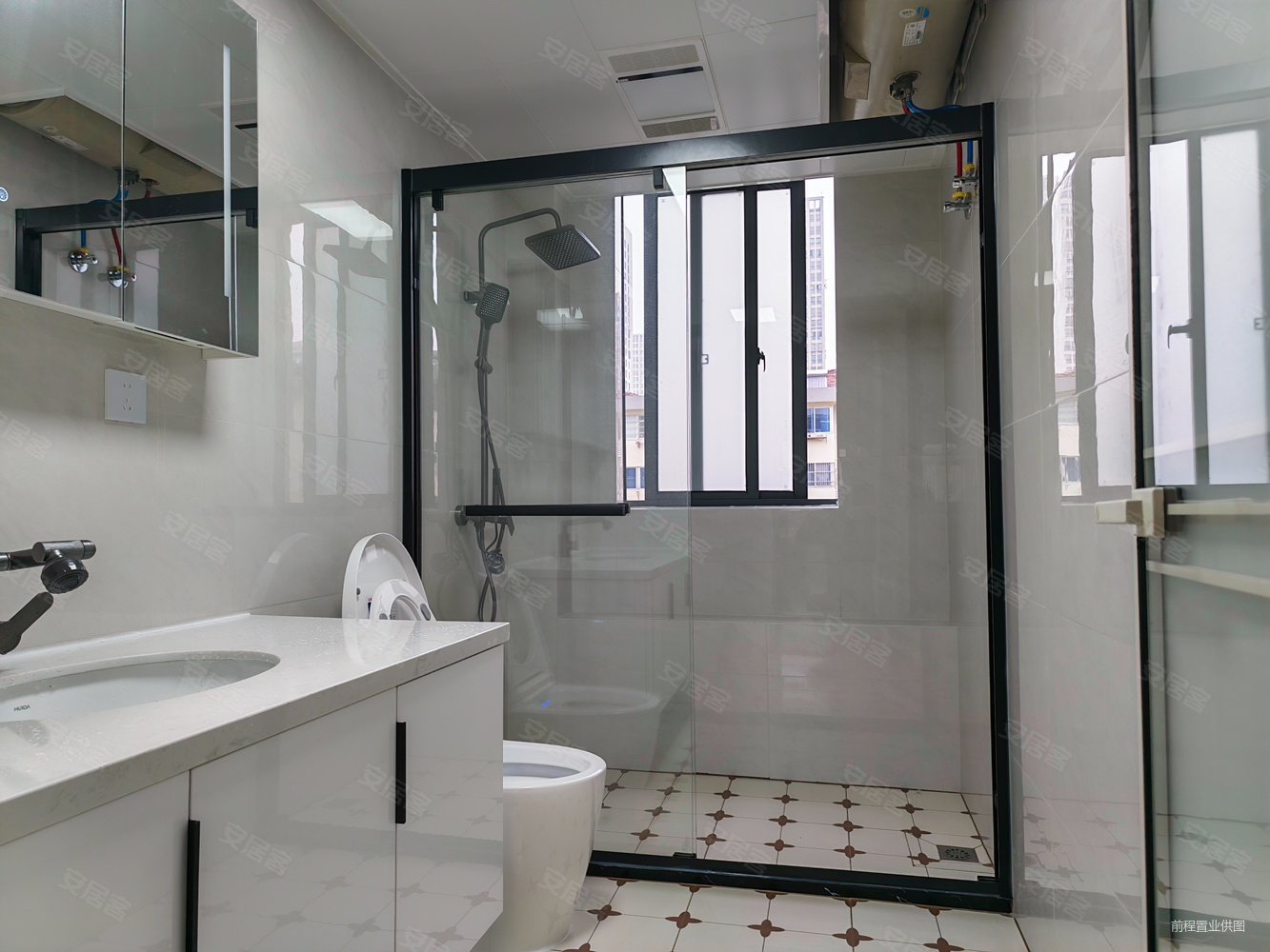 华城二村4室3厅2卫168.34㎡南北79.8万