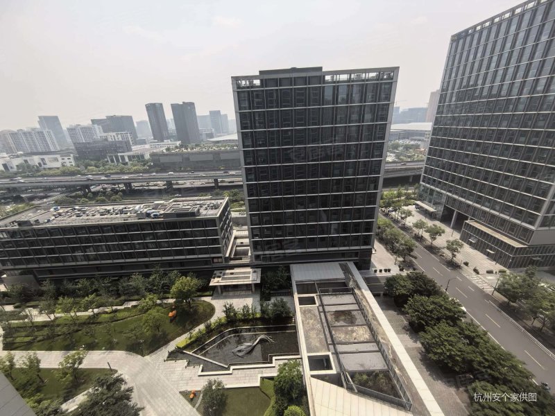 万达广场 交通便捷 商业配套成熟 双卫生间 精装可拎包入住,中城汇