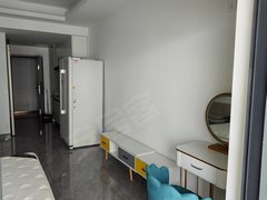 临沧临翔凤翔佤山凤城一室一厅精装修公寓出租,拎包入住出租房源真实图片
