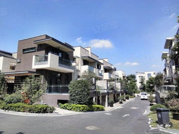 上海松江九亭中大九里德(二三期别墅)诚信房源,信息(图片)真实,房型