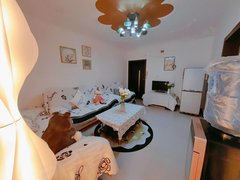 贵阳云岩中华中路紫林庵地铁站附近,交易东巷,一室一厅!拎包入住,随时看房出租房源真实图片