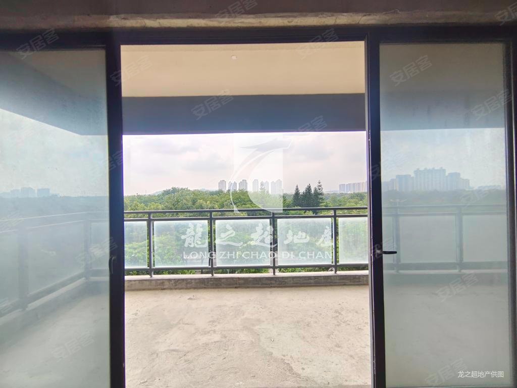 万科金域滨江一期