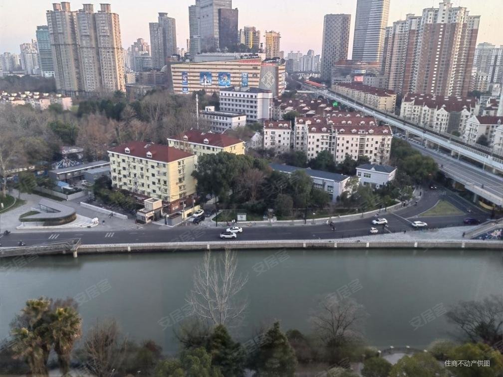 北有靠山人兴旺 南有水抱玉缠腰 位置 房东诚意出售,华府樟园二手房